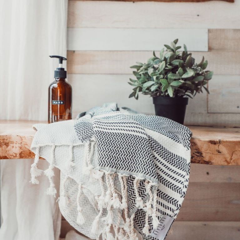Pokoloko Hasir Hand Towel