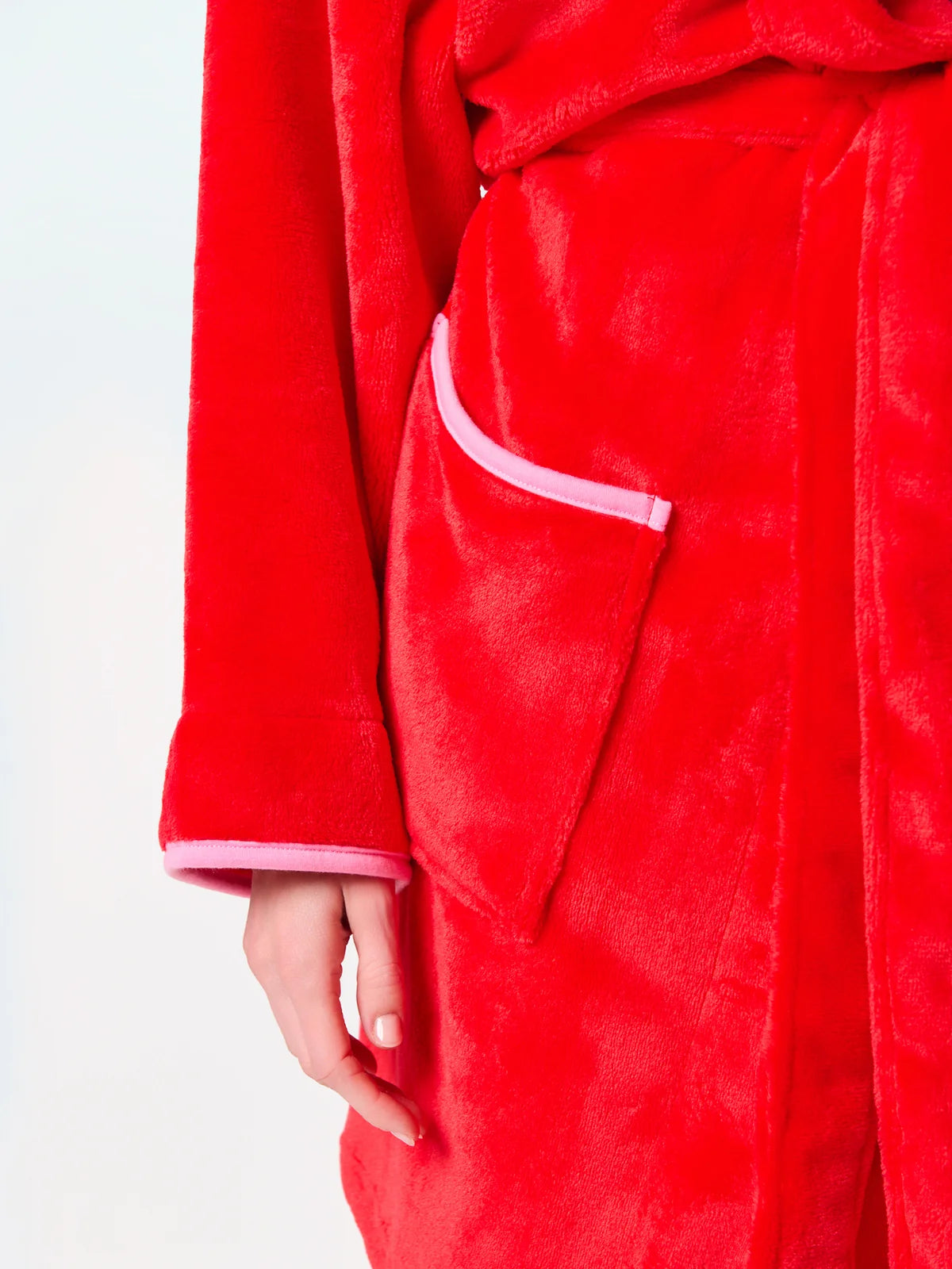 Shiraleah Robe - Rosie Scallop Red