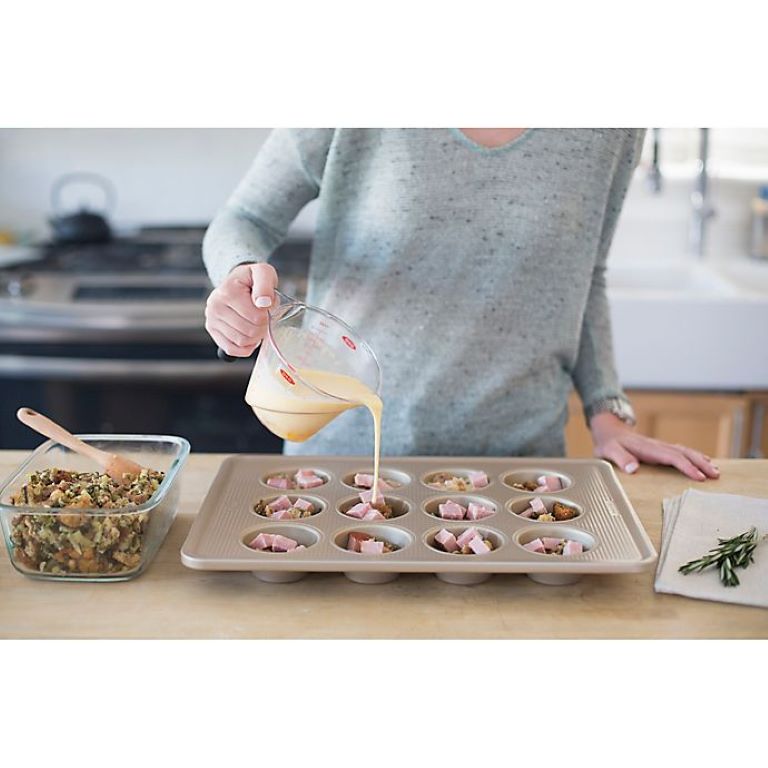 Oxo Good Grips 12 Cup Muffin Pan