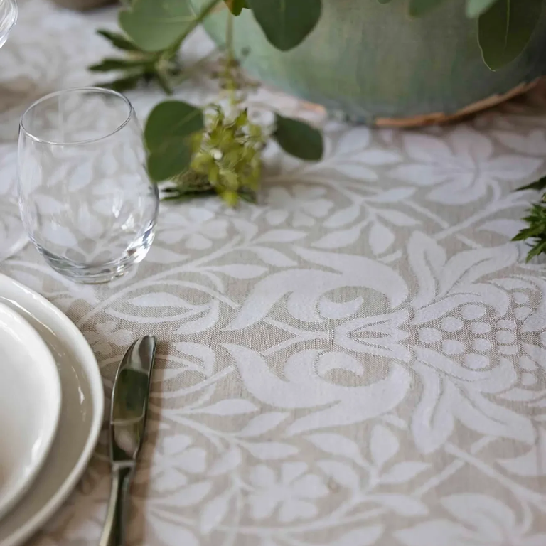 Ekelund Tablecloth - Lilja 150cm x 250cm