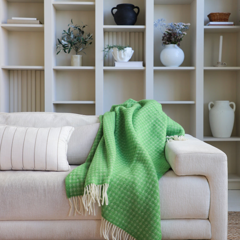 Klippan Throw - Loop Pea Green