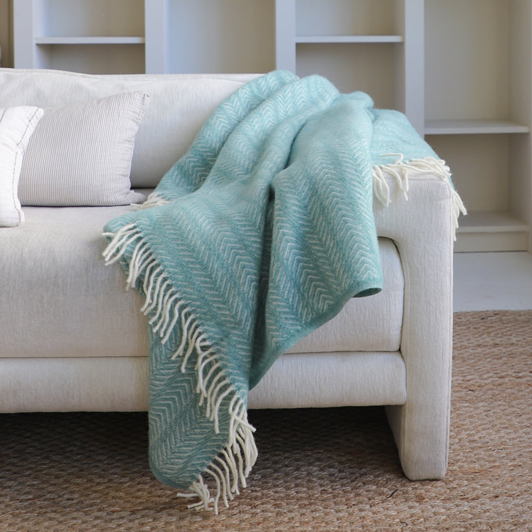 Klippan Throw - Point Turquoise