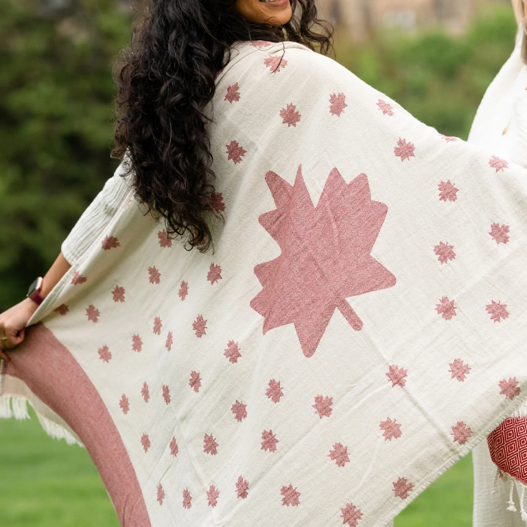 Pokoloko Towel - Maple Leaf