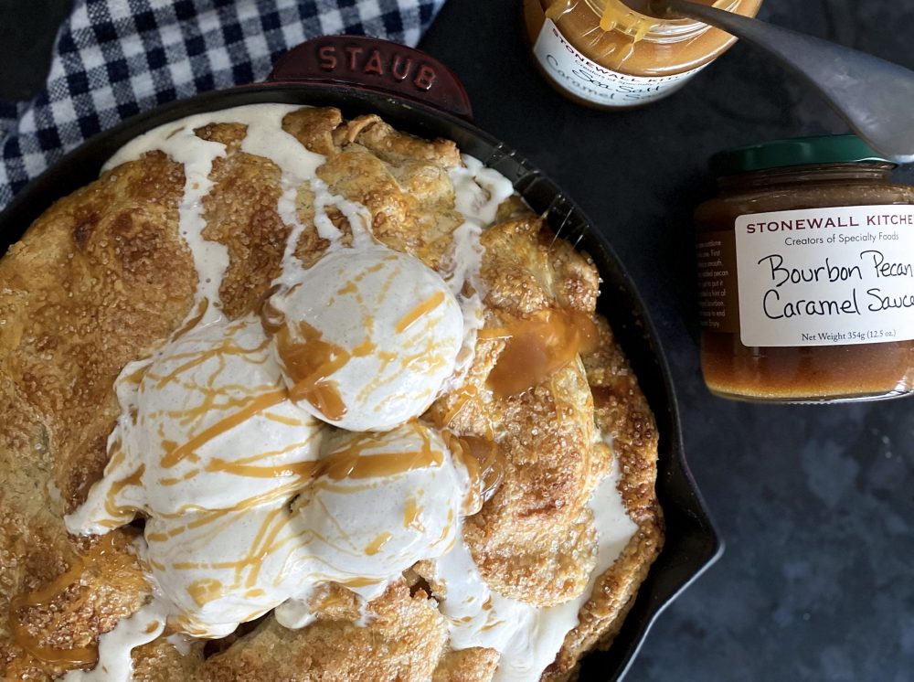 The Best Skillet Apple Pie