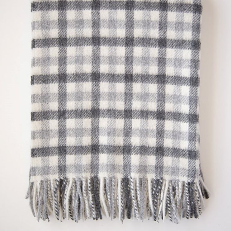 Linen Way Throw - Bonn