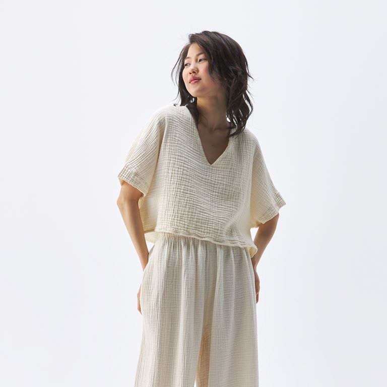 Pokoloko Crinkle Crop Short Sleeve Top