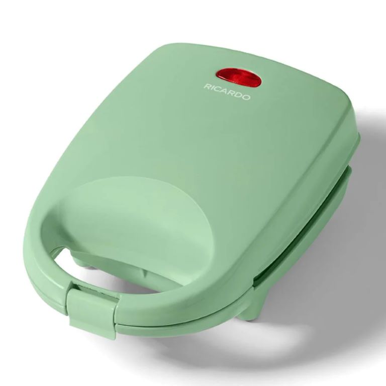 Ricardo Mini Waffle Maker