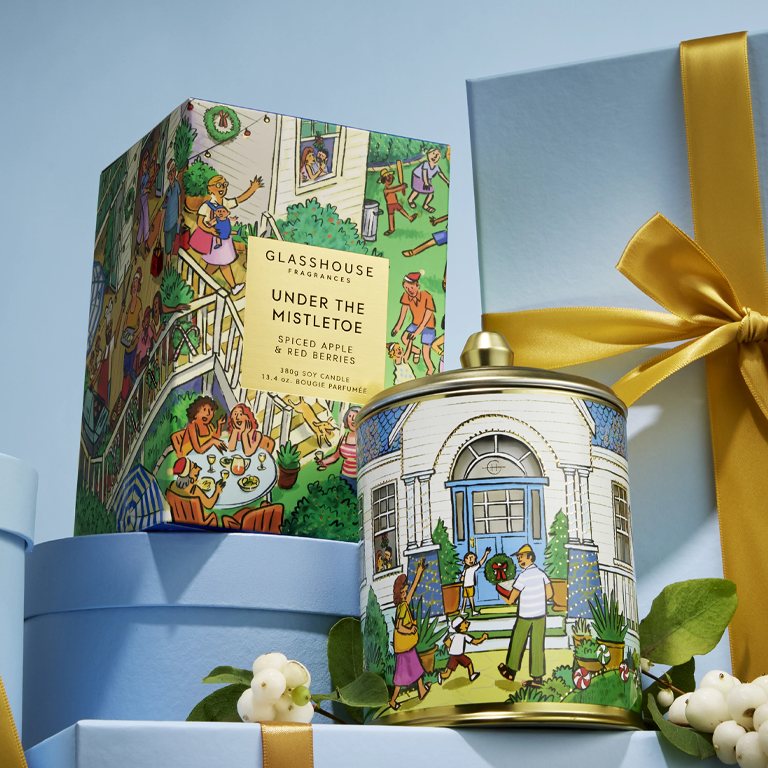 Glasshouse Fragrances Candle 380g - Under The Mistletoe