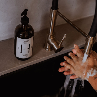 Health Hut Hand Soap & Body Wash - Basil, Peppermint & Blood Orange