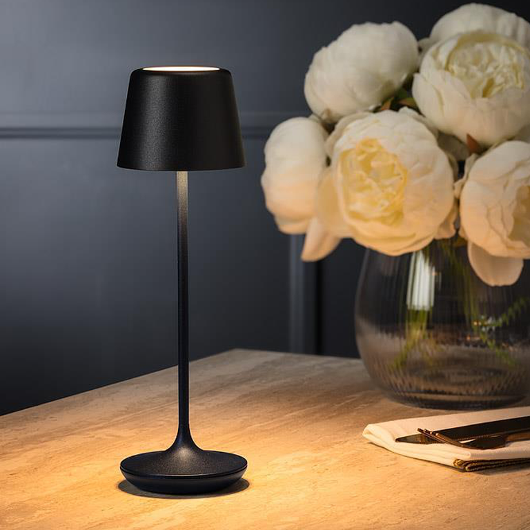 Abbott LED Lamp Mercer - Black