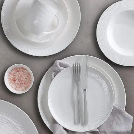 Maxwell and Williams White Basics Diamond Dinner Set