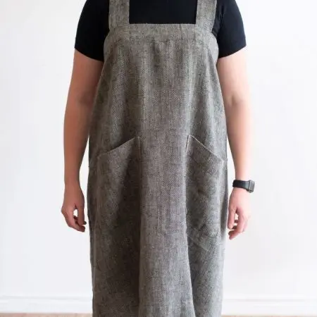 Linen Way Seville Apron - Black and Natural