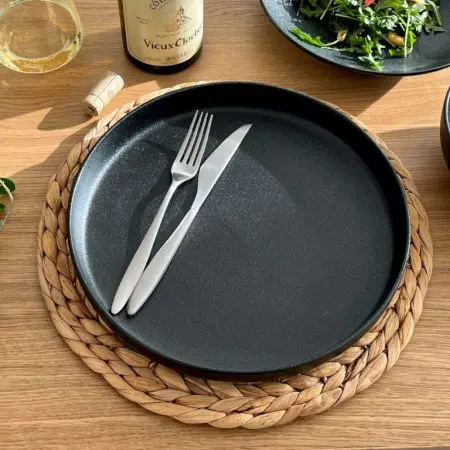 Maxwell and Williams Caviar High Rim Plate - 26cm