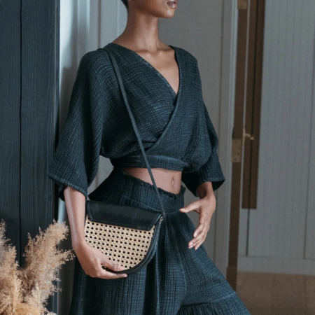 Pokoloko Crinkle Balloon Sleeve Top - Black