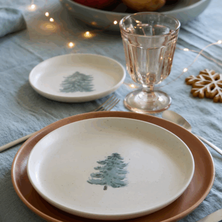 Casafina Pacifica Salad Plates Set of 4 - Christmas Tree