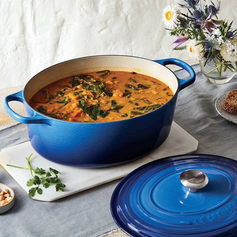 Le Creuset French Oven - 6.4Litre | Bradshaws and Kitchen Detail