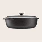 Skeppshult Cast Iron Dutch Oven Oval - 6L - Image 2