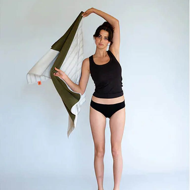 Typical Bath Towel - Two Tone Ceramic Clay and Moss Green - Image 5