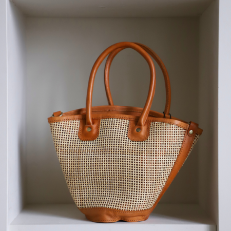 Pokoloko Crossbody Leather Bag - Mata Handled with Cane Accent Caramel