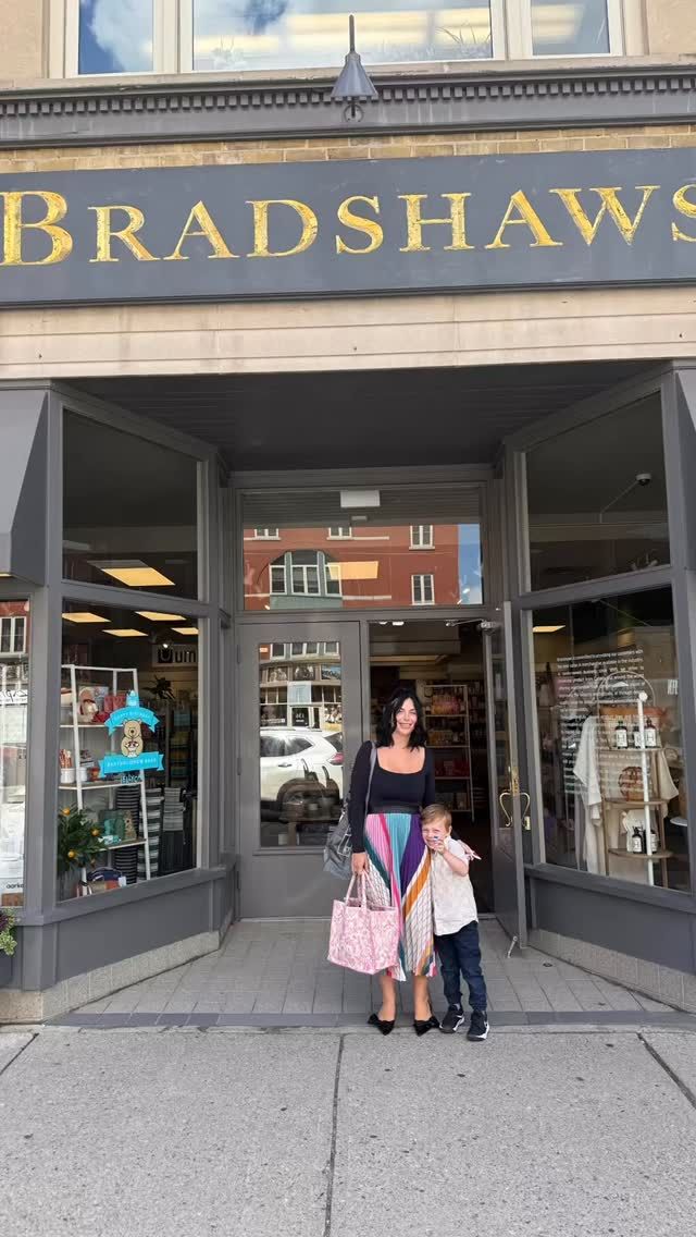 Today we welcomed a special visitor to Bradshaws… Little Keaton made his very first sales call at age 4 with his Mom Kendra. Keaton starts school tomorrow so he tagged along with Kendra while we were writing our orders! Luckily for Keaton, he made a new friend with Jeremy and enjoyed checking out some of Jeremy’s unusual pranks, Halloween costumes, mini laser guns, remote control bugs and fluffy Jellycats and baby alpaca stuffies. 
Kendra said: “ Keaton can’t stop talking about all of Jeremy’s “tricks” and how there were so many beautiful things there. He had the best time coming with me today, thank you!!” 
He said he wants to come back every day to see all the cool things again! So cute 💕 Good luck at school tomorrow little cutie!
#backtoschool #kiddos #retaillife #bts #bradshaws1895 #stratfordon #stratfordontario #momswhowork