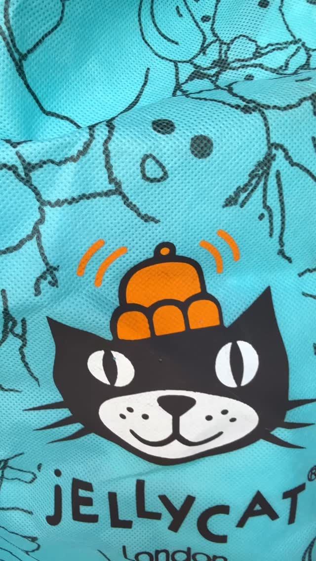 Meet Jellycat Leola Bear — a dreamy artist with a heart full of magic!
This Autumn, Bartholomew’s cousin steps into the spotlight in a soft blush pink. A talented (and delightfully distracted) creator, Leola often gets swept away in inspiration — hours vanish in a haze of paint, sketches, and ideas. Luckily, Bartholomew is never far with a warm tea and a slightly squashed plate of biscuits. 🍪☕️
In their cozy South London studio, surrounded by paintings, sculptures, and designs, Leola keeps weaving a little magic into everyday life. One day the world will catch on — but for now, Leola is happiest making beautiful things for friends and family. 💕
#jellycat #jellycatlondon #jellystores #sharingjoy #bradshaws1895 #stratfordon #stratfordontario