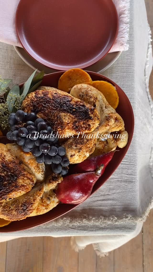 A Bradshaws Thanksgiving table. Everything you need from carving the turkey, baking the pie, and setting a festive table for your friends and loved ones. Tag us in your Thanksgiving tablescapes this weekend, we love to see how you bring Bradshaws home. 
#bradshaws1895 #downtownstratford #visitstratfordon #bradshaws130