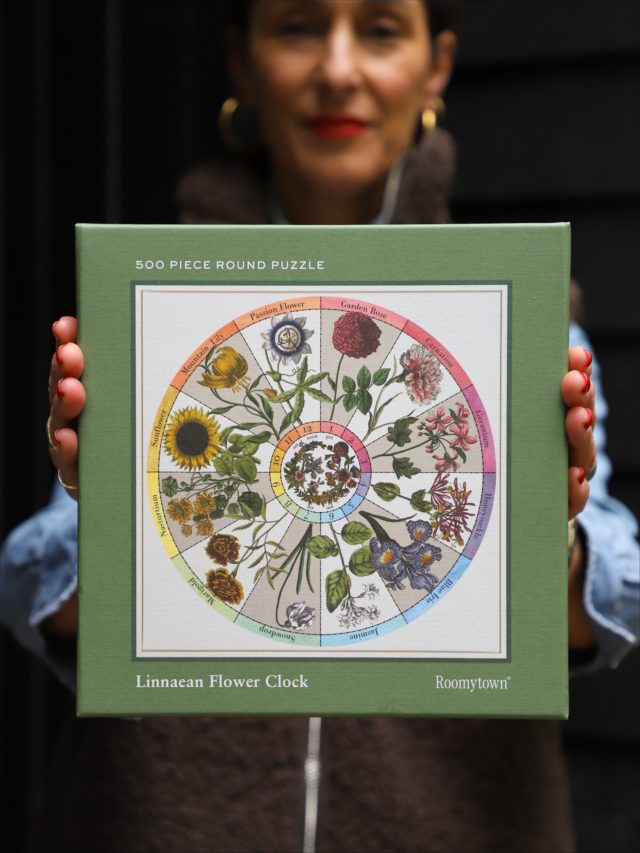 Now at Bradshaws. A new brand from Bath, UK @roomytown uniquely beautiful items for home & gifts. Puzzles, Playing Cards, Fungi Memory Game. What cozy fall evenings are made of. 🍂